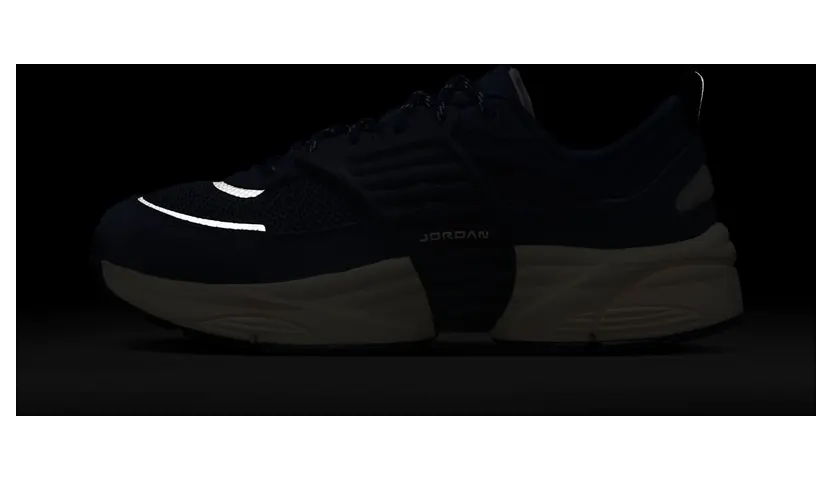 air-jordan-trunner IB3722-400