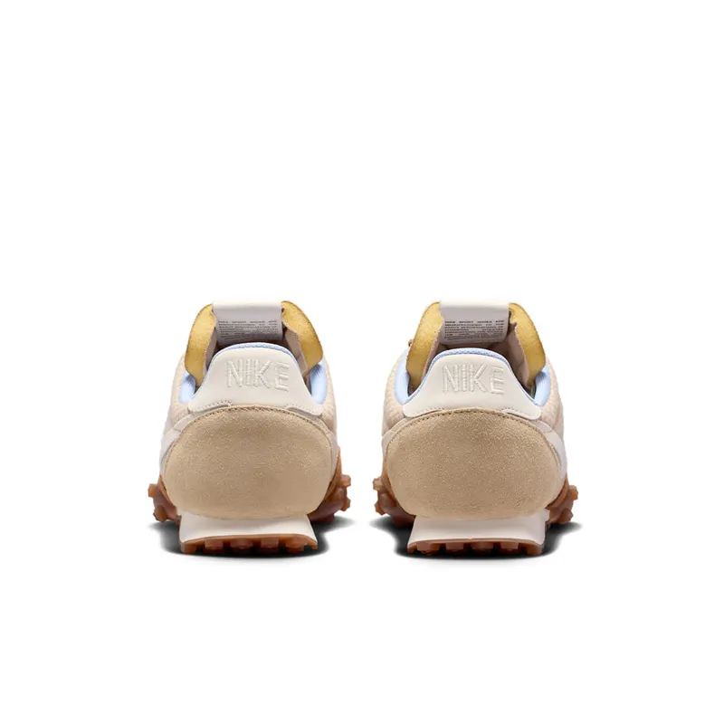 Nike Waffle Racer ’26 “Linen Light British Tan Aluminum” (IR7017-212)