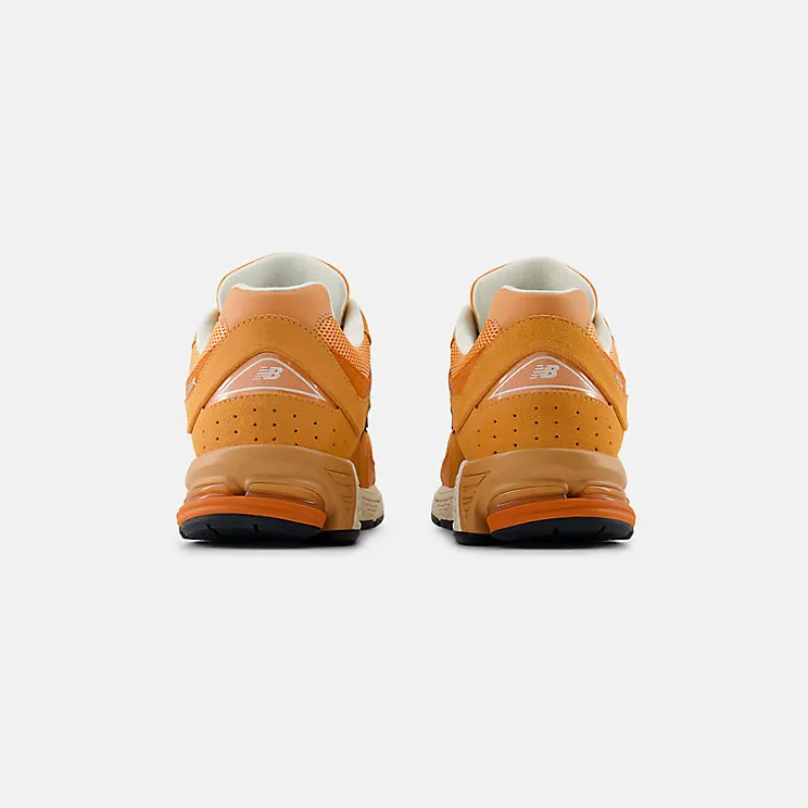 new-balance-2002r M2002RFJ