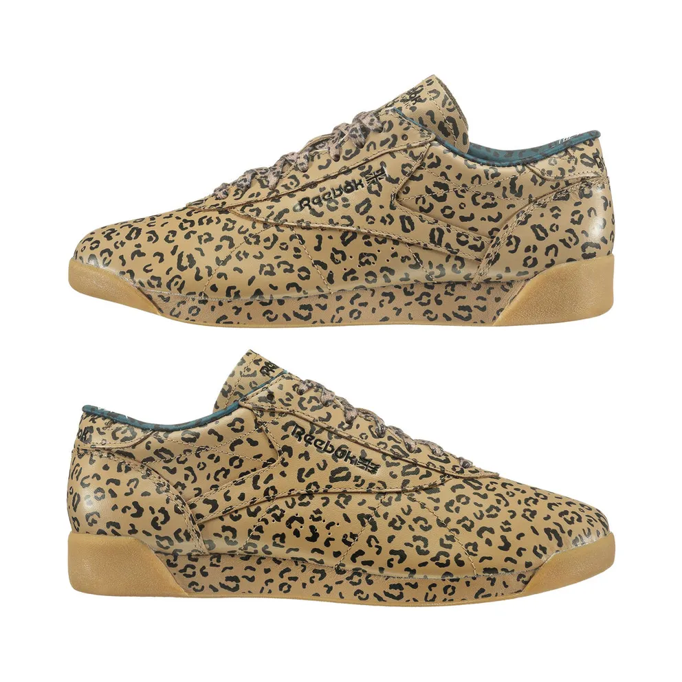 Reebok Freestyle Lo Melody Ehsani Soft Camel (W) Soft Camel/Black Jade Gum (Other Brands Reebok)