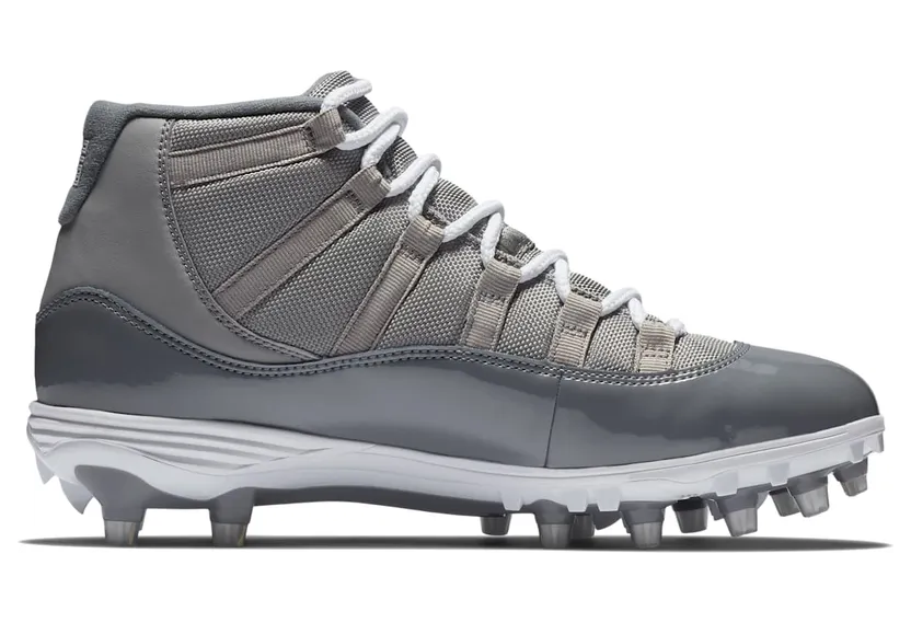 air-jordan-11 AO1561-003