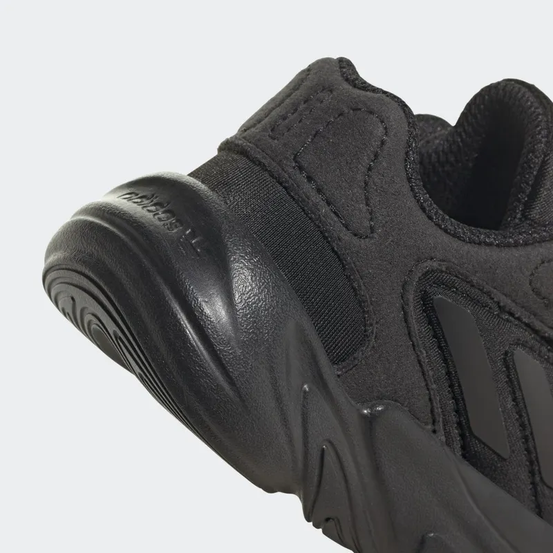 Adidas Ozelia Core Black / Core Black / Core Black (H04747)