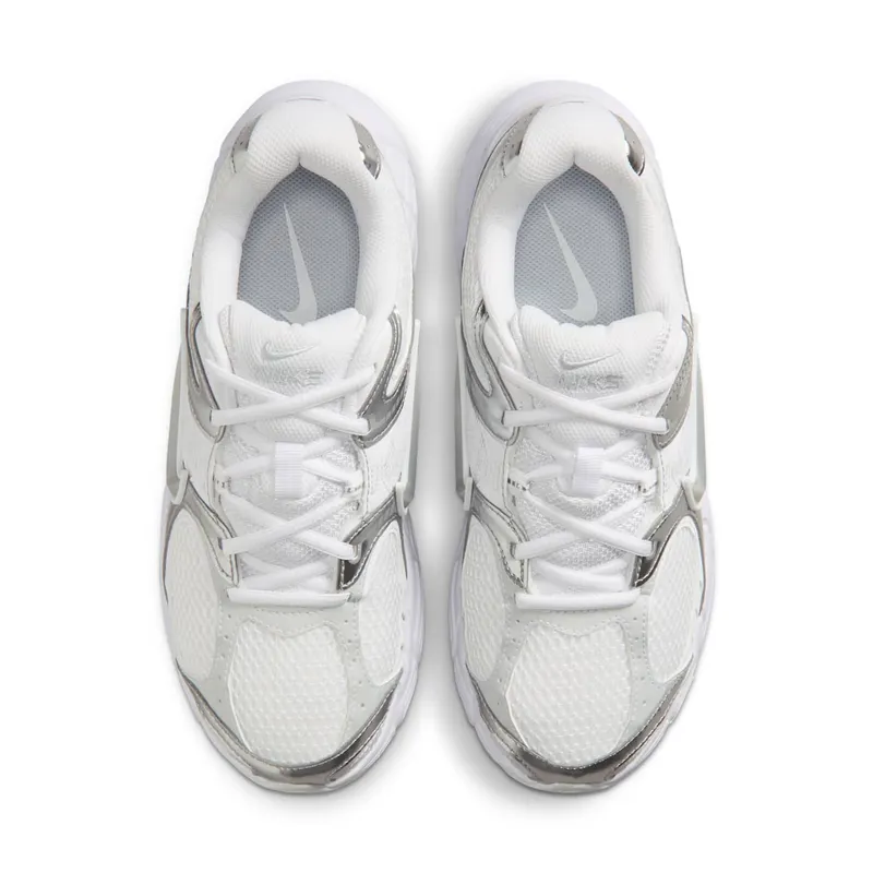 Nike V5 RNR “White Metallic Platinum” (HQ7901-112)