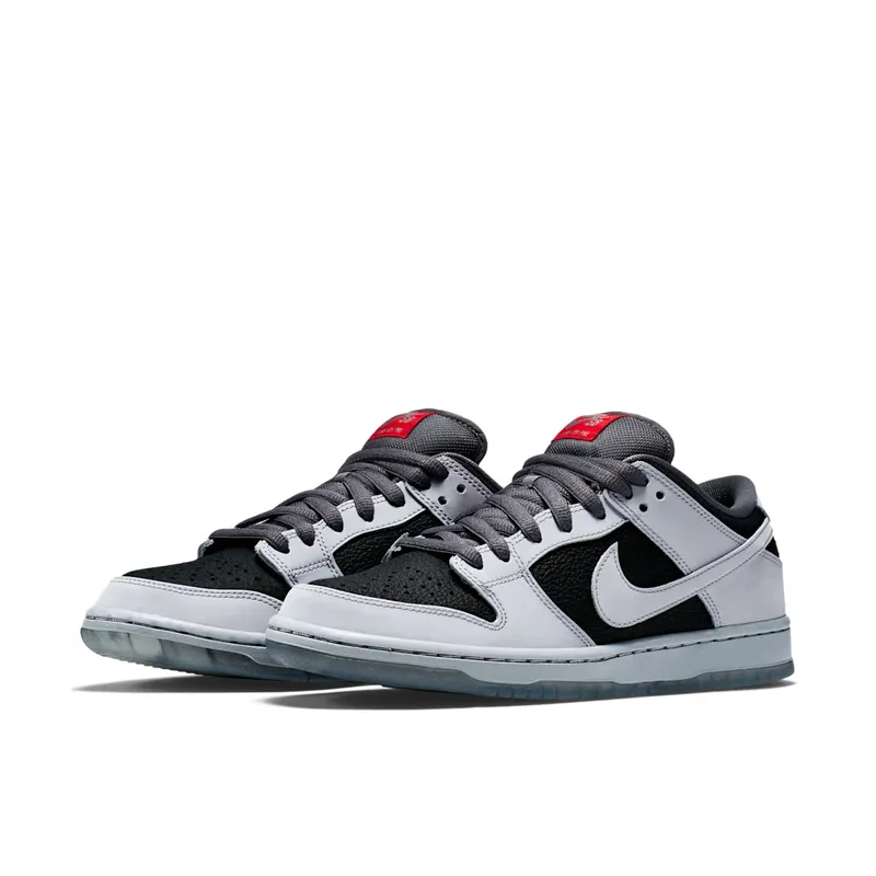 Nike Dunk SB Low Atlas 35MM Grey Wolf Grey/Wolf Grey-Black-Challenge Red (504750-020)