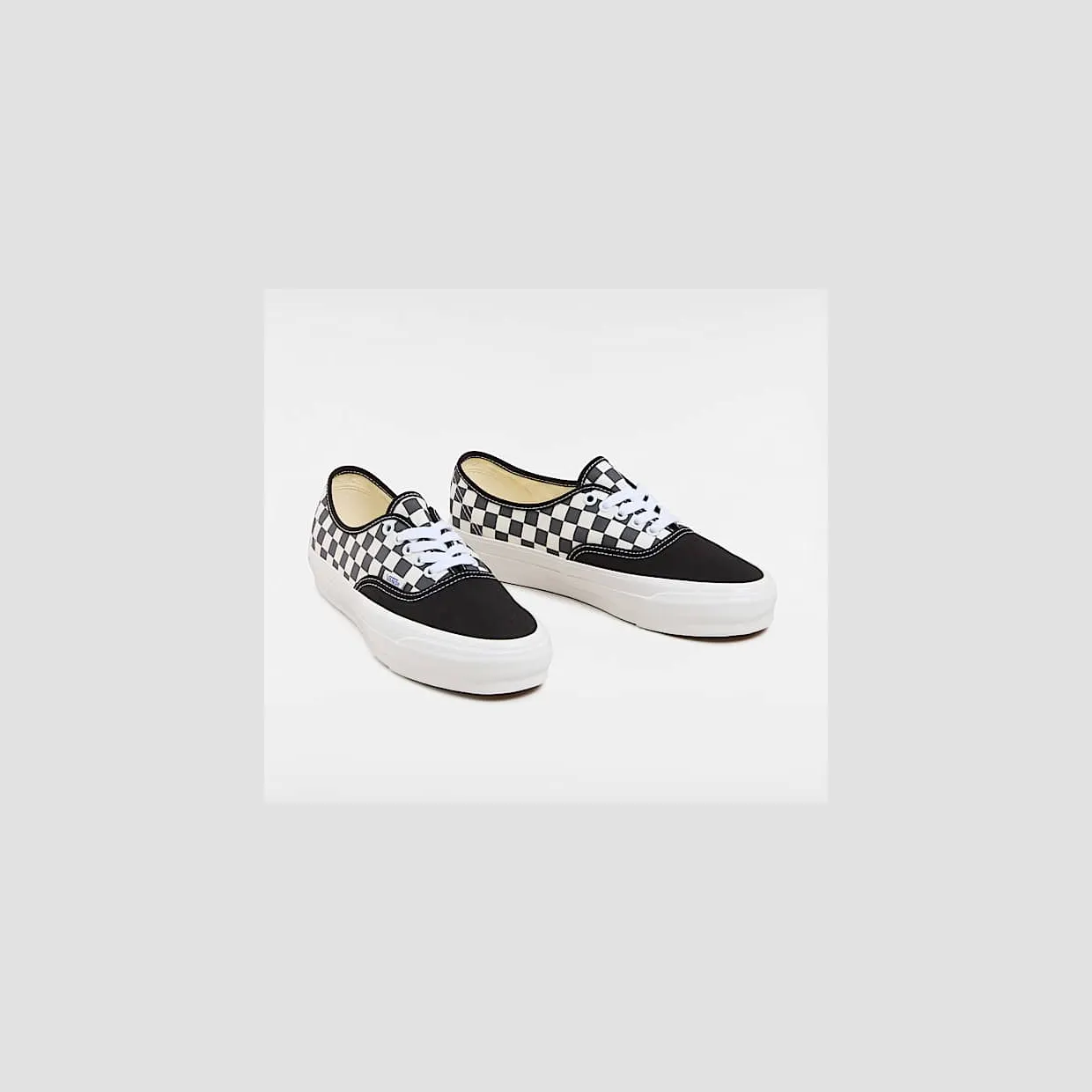vans-checkerboard VN000EBN1O7