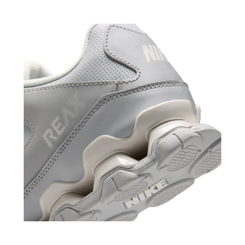 Nike Reax 8 Grey Fog / Black / Sail (621716-041)