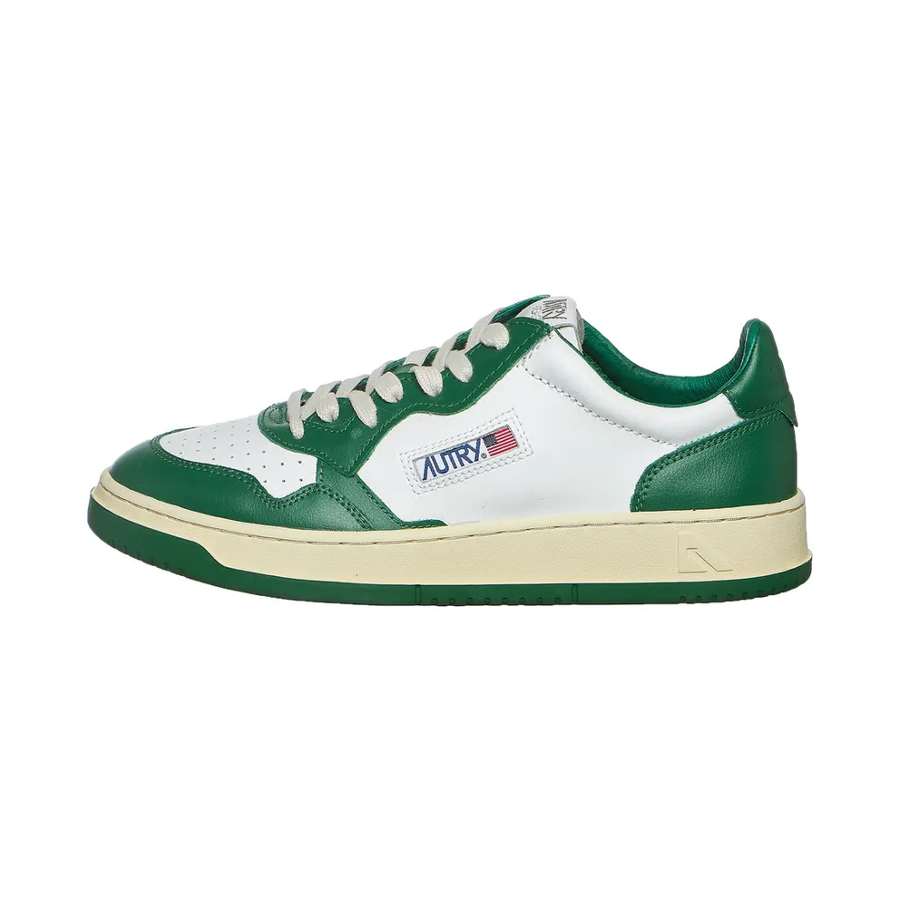 Autry Medalist Low White / Green (AULMWB03)