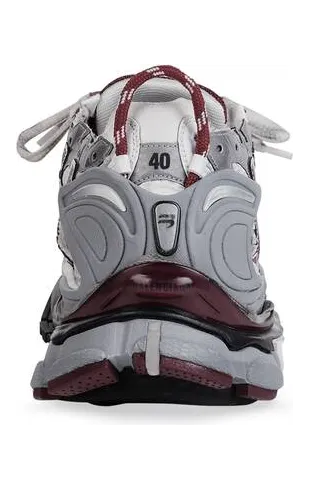 Balenciaga Runner Burgundy (W) (677402W3RB39069) (4)