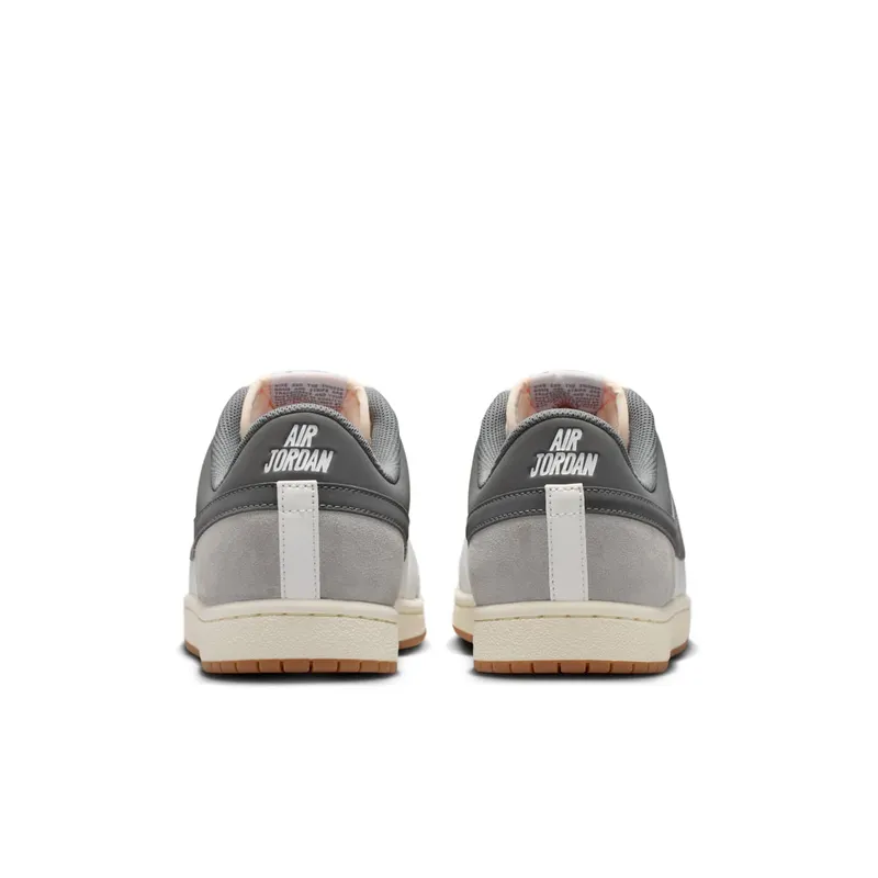 Jordan Skyline Low LE “Summit White Light Smoke Grey” (IQ6425-100)