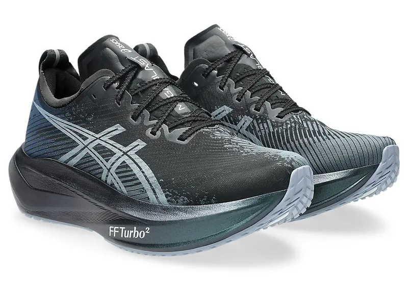 ASICS MEGABLAST “Black / White” (1013A170-001)