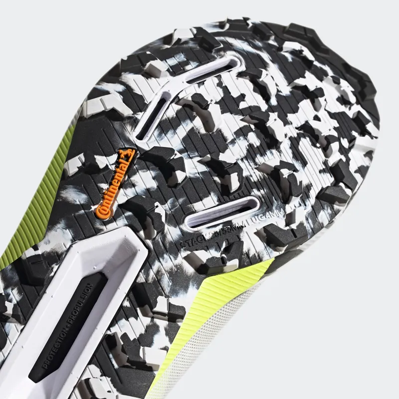 adidas Terrex Agravic Ultra Trail Running Core Black / Solar Yellow / Crystal White (FY7660)