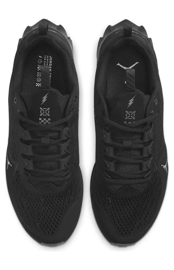 jordan-zoom-trunner CJ1494-001