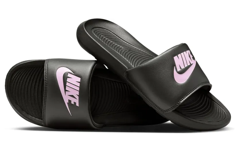 Nike Victori One Black Light Arctic Pink (CN9677-002)