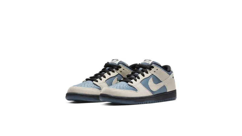 Nike SB Dunk Low Light Cream Thunderstorm Light Cream/Thunderstorm-Black-Light Cream (BQ6817-200)