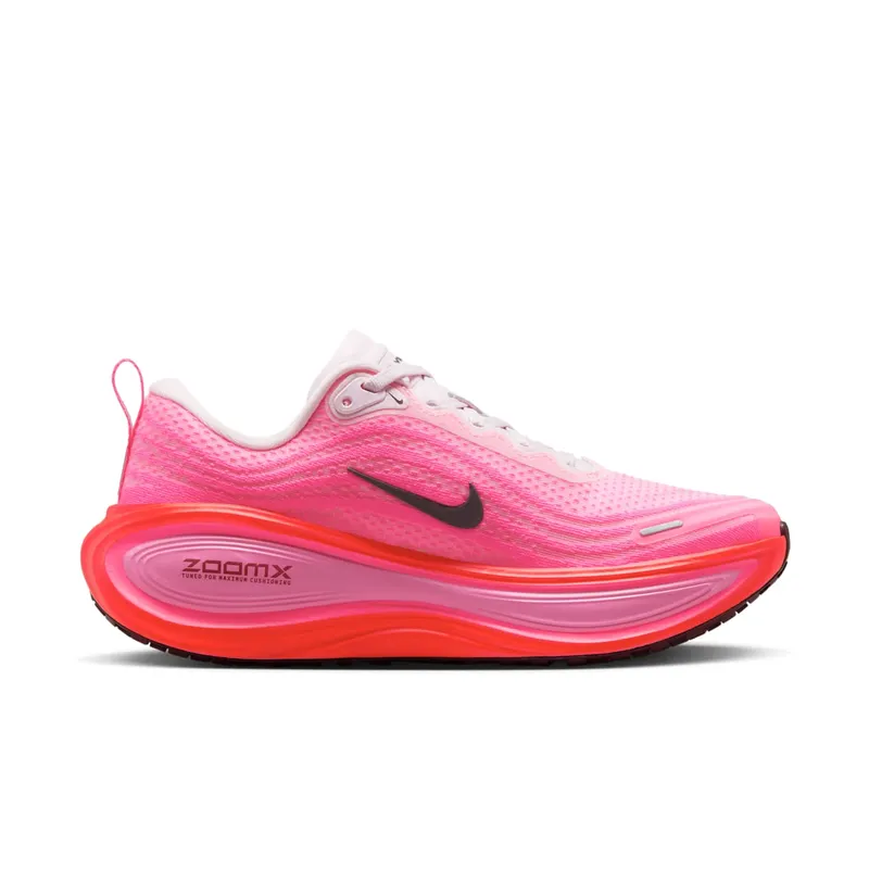 Nike Vomero Plus “Hyper Pink / Burgundy Crush” (HV8154-604)