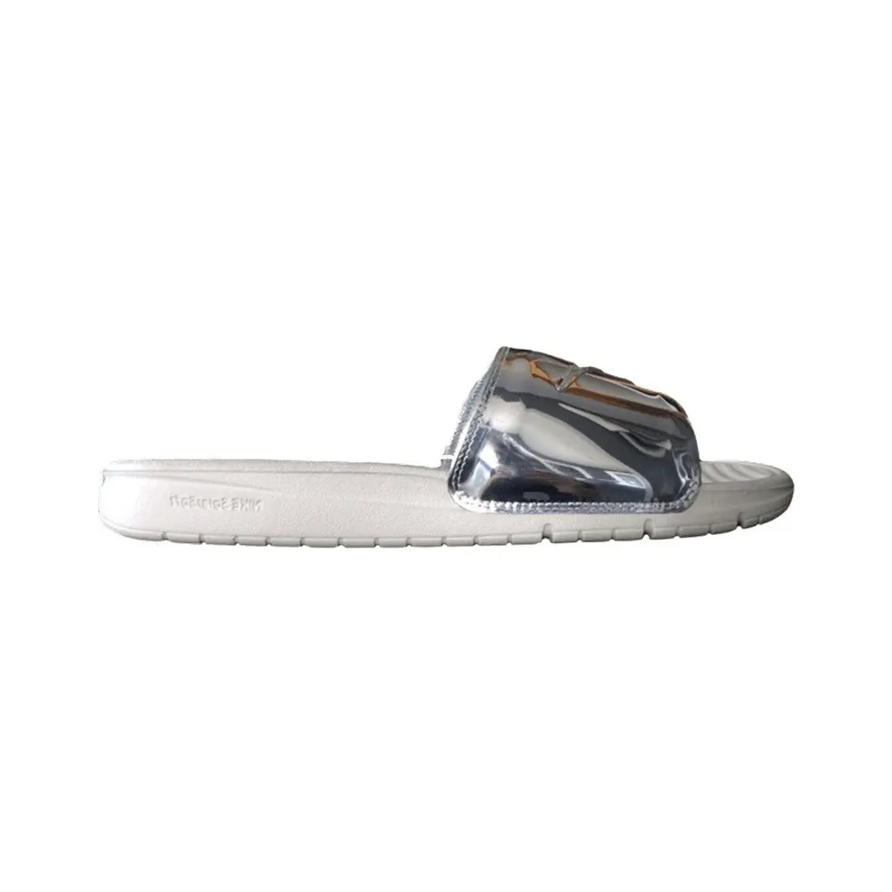 Nike Benassi Solarsoft Slide Liquid Silver (696116-002)