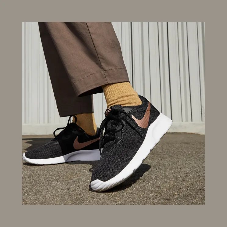 nike-tanjun DJ6257-001