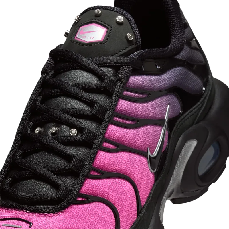 Nike Air Max Plus Black/Metallic Silver/Peony (IQ0280-010)