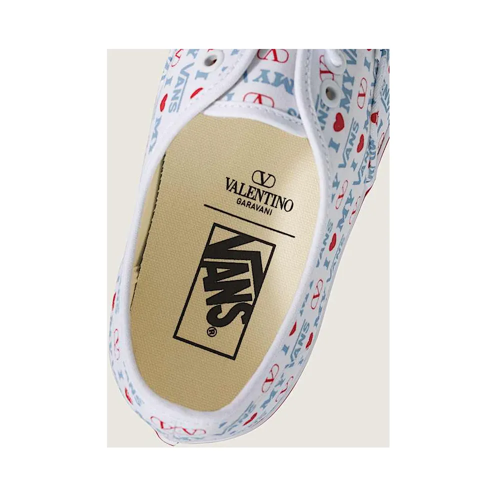 Vans Authentic Valentino Garavani Vans Love (VN000Z9AUVC)