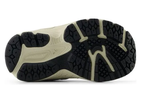 new-balance-2002r IC2002PM