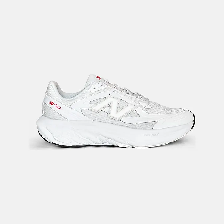 New Balance Fresh Foam Trainer “Cream / White / Red” (UTRNWE)