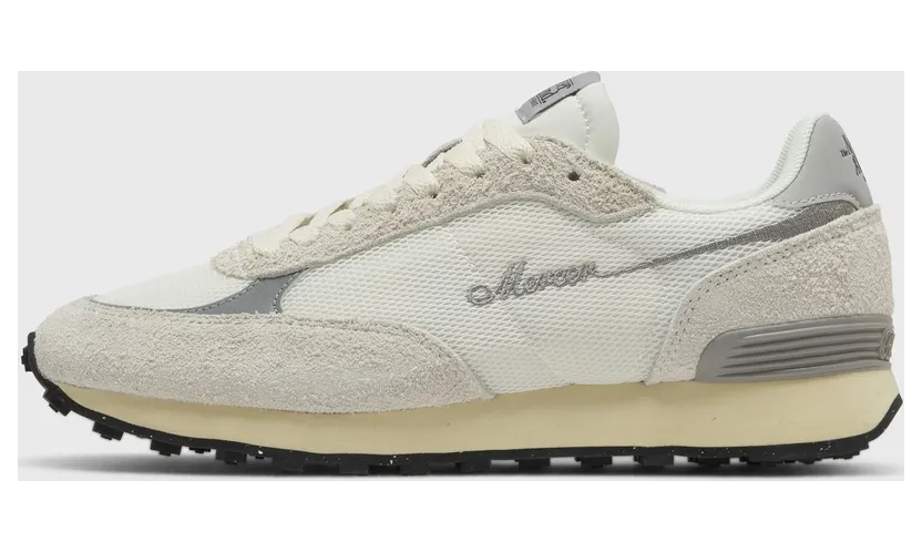 Mercer The Re-Racer Beige