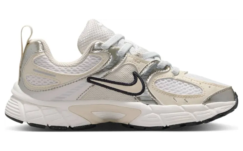 nike-v5-rnr HQ6412-102