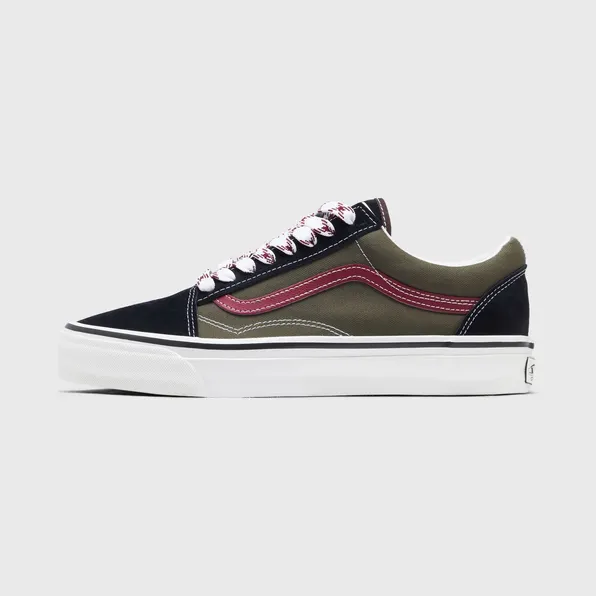 Vans Old Skool Black (VN000D9JBKO1)