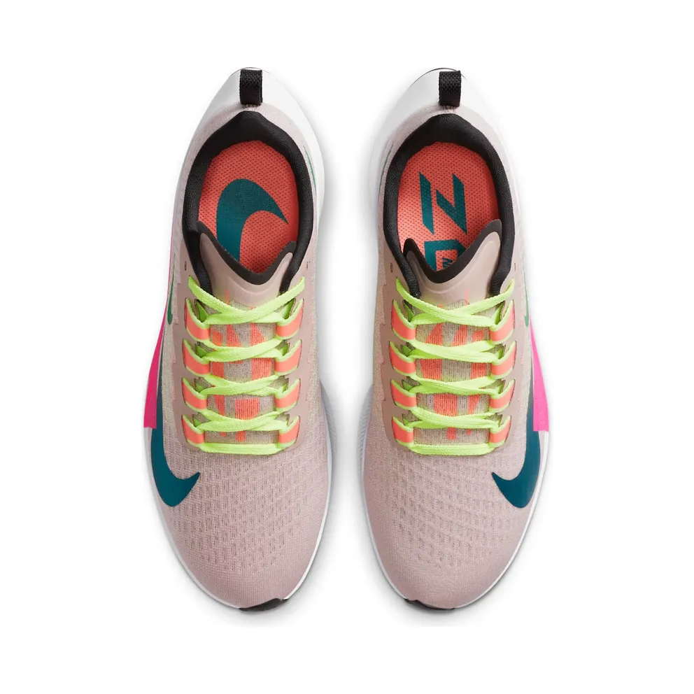 Nike Air Zoom Pegasus 37 Premium Barely Rose (W) Barely Rose/Pink Blast-Atomic Pink-Bright Spruce (CQ9977-600)