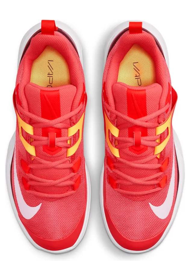 nikecourt DH2945-800
