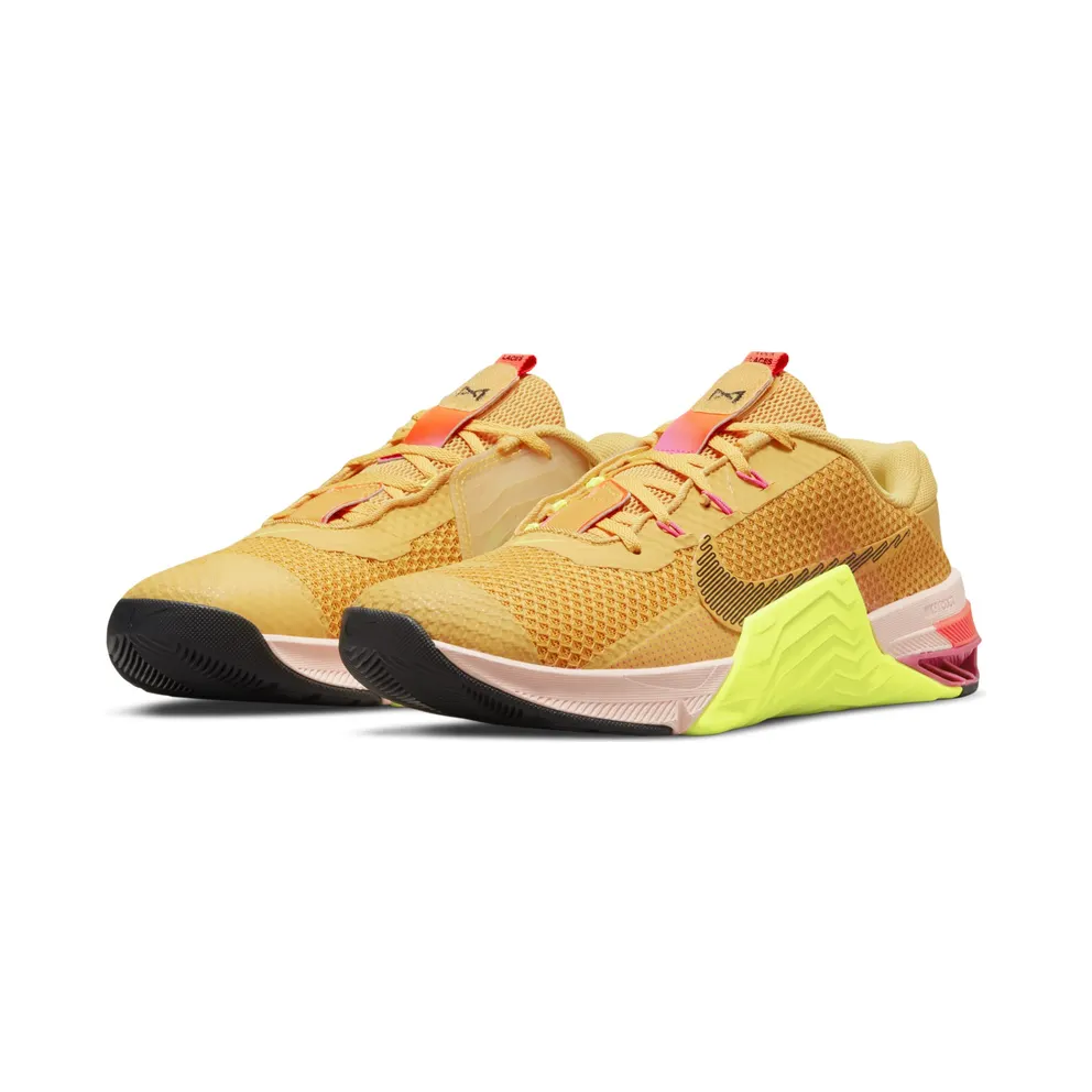 Nike Metcon 7 X Training Shoe Yellow “Pollen / Volt / Pale Coral / Black” (DA8110-721)
