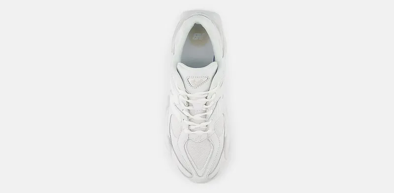 New Balance 9060 Triple White (U9060NRJ)