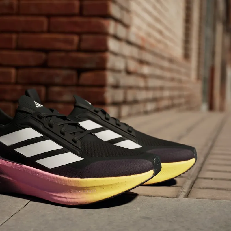 Adidas ULTRABOOST 5X “CORE BLACK ZERO METALIC SPARK” (JI1332)