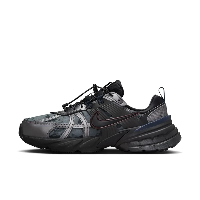 Nike V2K Run Metallic Dark Grey Burgundy Crush (HQ4053-001)