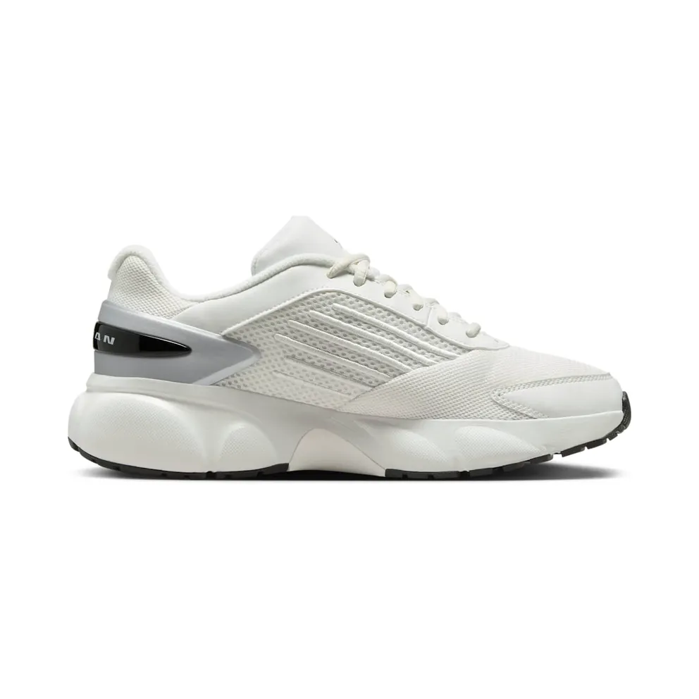 Jordan Trunner Summit White / Metallic Silver / Black (IQ0701-101)