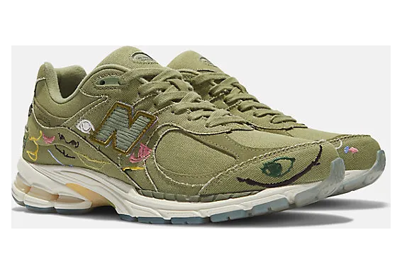 new-balance-2002r M2002RAG