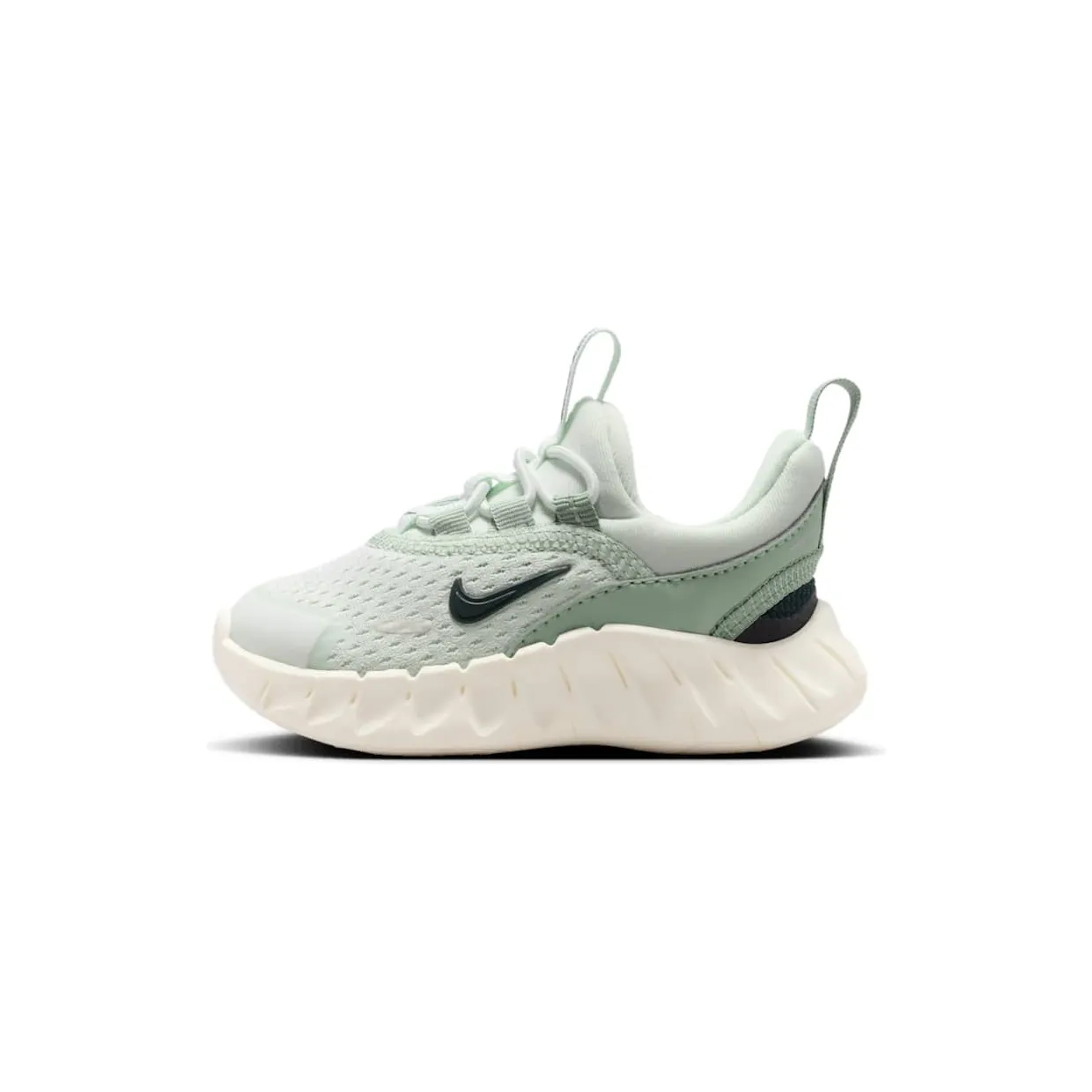 nike-free IQ5810-002