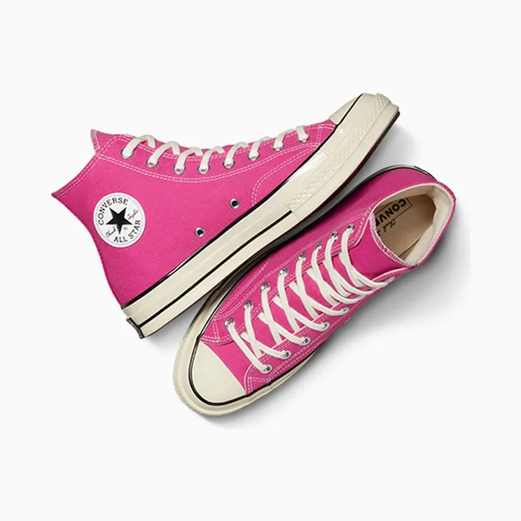 converse-chuck-taylor-all-star A04594C
