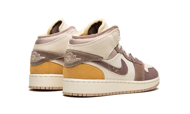 Air Jordan 1 Mid SE Craft GS “Inside Out – Taupe Haze” (DZ4466-102)