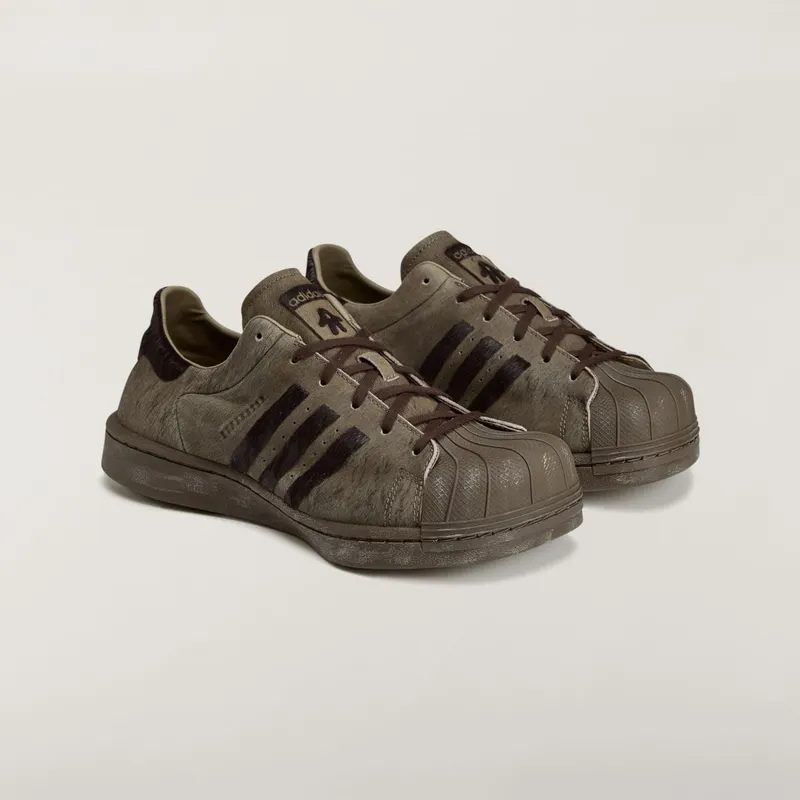 AVAVAV x adidas Superstar (KK2724)