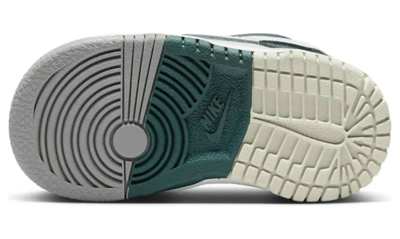 nike-dunk FB9107-300
