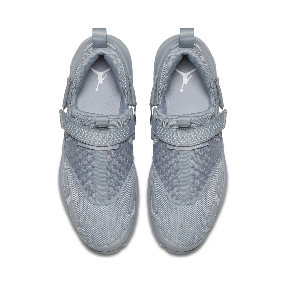 Jordan Trunner LX Wolf Grey Wolf Grey/Wolf Grey-White (897992-003)
