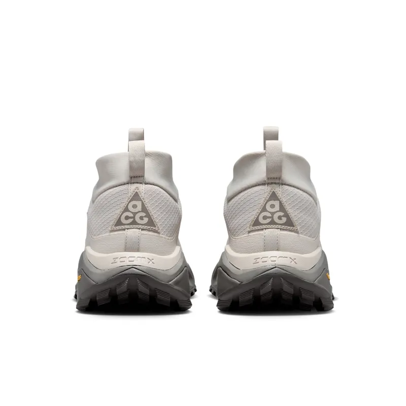 Nike ACG Zegama Hike “Light Orewood Brown” (IO7854-201)