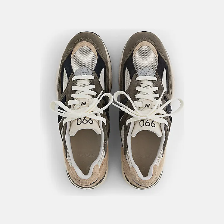new-balance-990 M990GB2