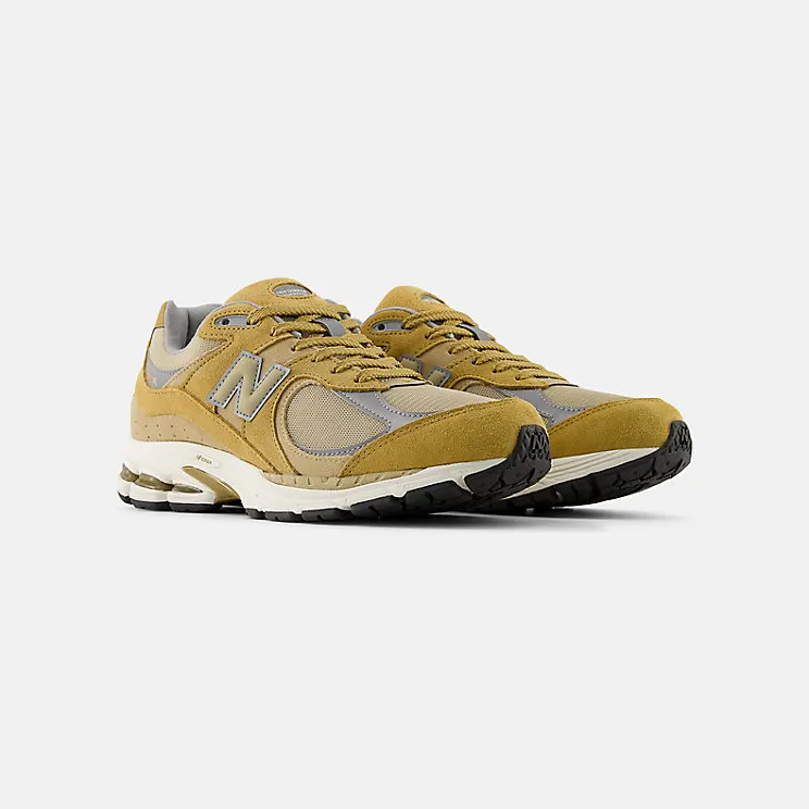 new-balance-2002r U2002RCE