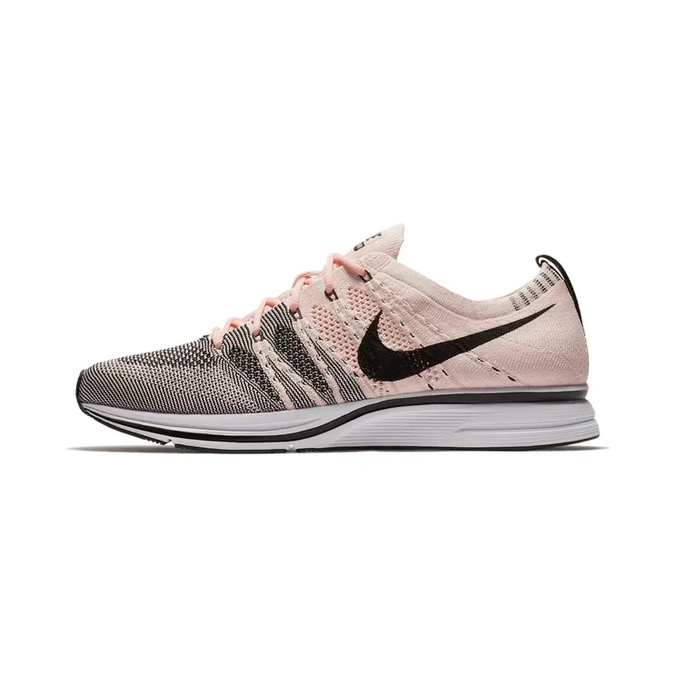 Nike Flyknit Trainer “Sunset Tint / White / Black” (AH8396-600)