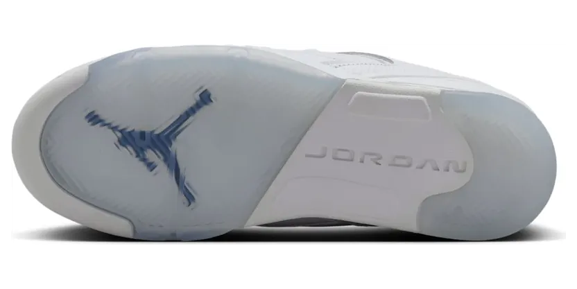 jordan-sneaker IO1866-101