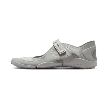Nike NikeSKIMS Rift Satin “Night Silver/Base Grey/Medium Silver/Night Silver” (IQ7158-002)