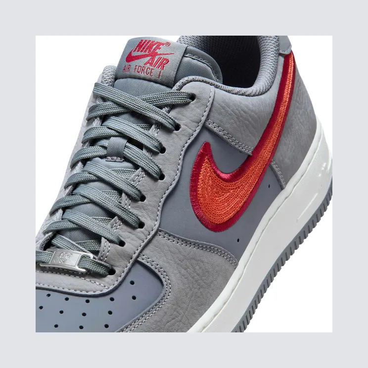 nike-air-force IB6842-001