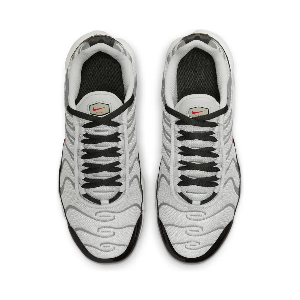 Nike Air Max Plus Older Kids’ Grey (CD0609-017)